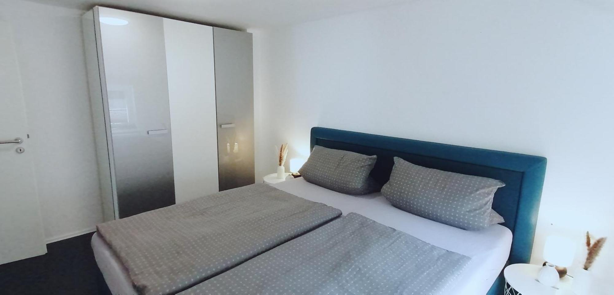 Sleep Well Apartments Detmold - Tempur Beds- Neu - Top Lage - Free Parking - Wifi Eksteriør billede